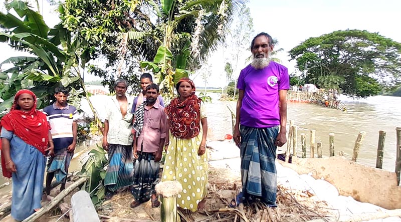 আত্রাইয়ে পর্যাপ্ত সহায়তা না পাওয়ার অভিযোগ বাড়ি-ঘর হারানো পরিবারের সদ্যদের