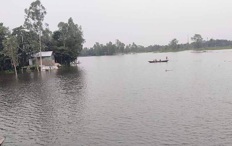 রৌমারীতে পাহাড়ি ঢলে নিম্নাঞ্চল প্লাবিত