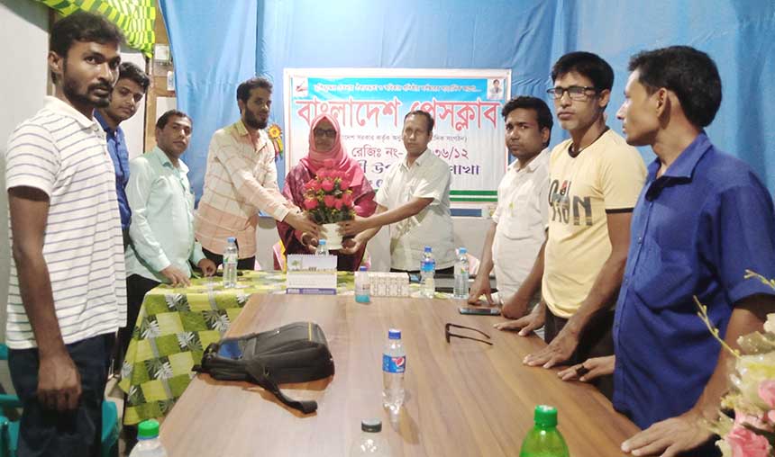 রৌমারী উপজেলা পরিষদের চেয়ারম্যানের সাথে সাংবাদিকের মতবিনিময় সভা