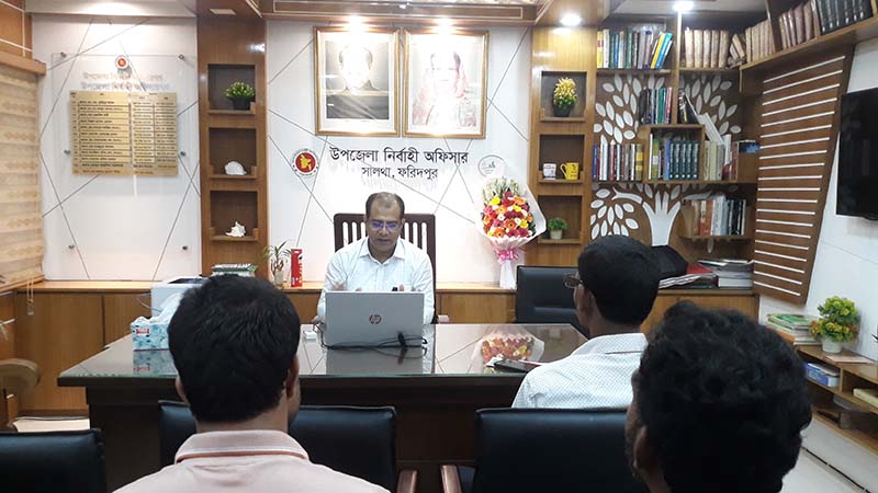প্রধানমন্ত্রী কর্তৃৃক ভূমিহীন ও গৃহহীন‌দের মা‌ঝে ঘর প্রদান নি‌য়ে ইউএনও`র প্রেস ব্রিফিং