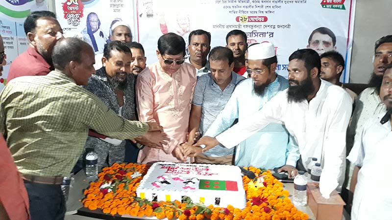 প্রধানমন্ত্রীর জন্ম‌দিনে সালথায় মেজর আতমা হা‌লিমের দোয়া ও আ‌লোচনা সভা