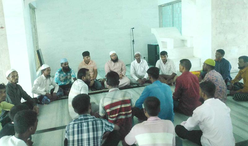 সালথায় ঈদে মিলাদুন্নবী উপল‌ক্ষ্যে এড. জামাল মিয়ার উদ্যোগে দোয়া মাহ‌ফিল