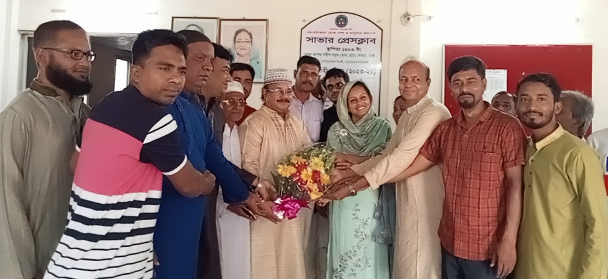 সাভার প্রেসক্লাবের নবনির্বাচিত কমিটিকে হেযবুত তওহীদের ফুলের শুভেচ্ছা