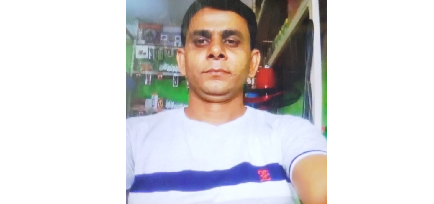 নেছারাবাদে ইউপি সদস্যের বিরুদ্ধে মসজিদের টাকা আত্মসাতের অভিযোগ