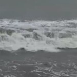বঙ্গোপসাগরে গভীর নিম্নচাপের প্রভাবে পটুয়াখালীর উপকূল প্লাবিত