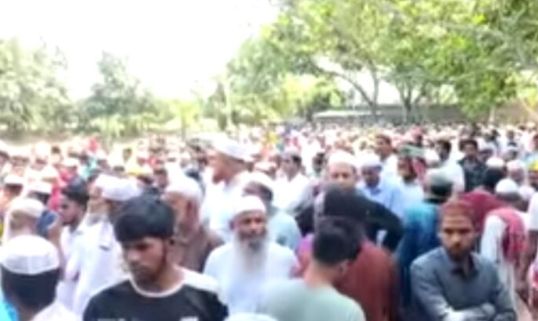 সাতক্ষীরা সড়ক দুর্ঘটনায় পিতা পুত্রসহ নিহত ৩