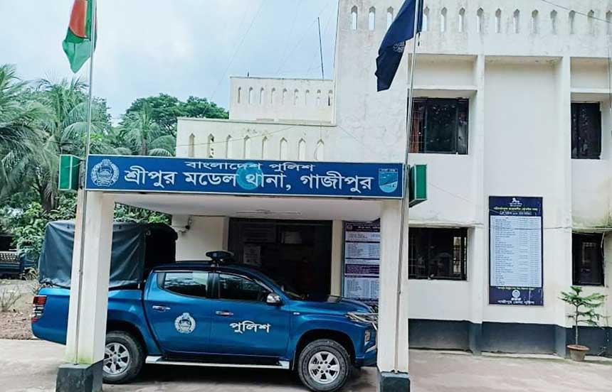 শ্রীপুরে নারী শ্রমিকের ঝুলন্ত লাশ উদ্ধার!