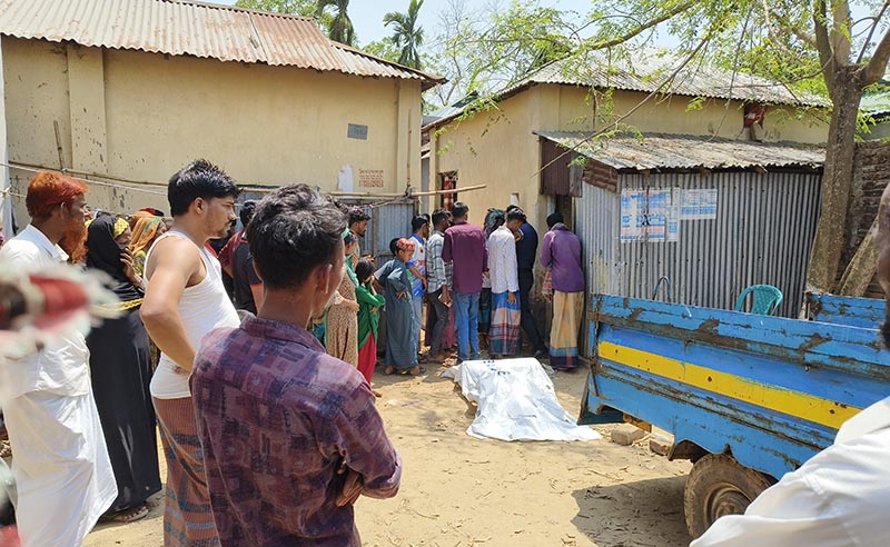 শ্রীপুরে তালাবদ্ধ ঘরে থেকে নারীর গলাকাটা লাশ উদ্বার, স্বামী পলাতক