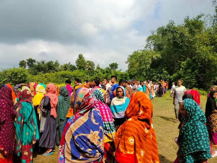 কুষ্টিয়ায় এক বৃদ্ধকে মাথা থেঁতলিয়ে হত্যা, মাঠ থেকে লাশ উদ্ধার 