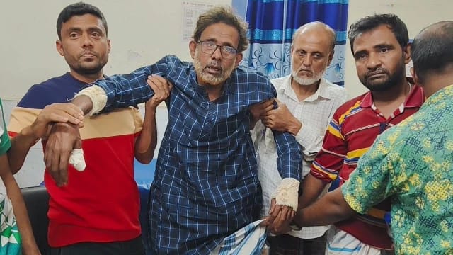 লক্ষ্মীপুরে বিএনপির দুই পক্ষের সংঘর্ষে আহত ১২