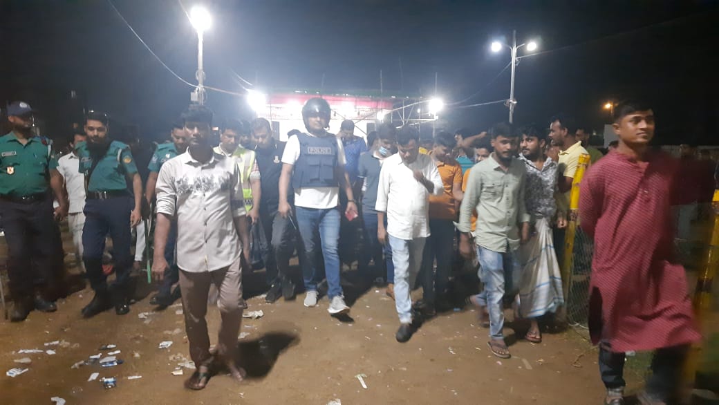 কোনাবাড়ীতে মেলার নামে জুয়ার আস্তানা বন্ধ করে দিল পুলিশ