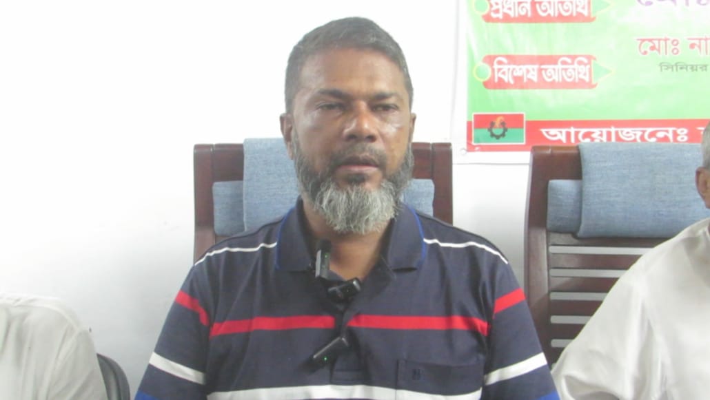 অপপ্রচারের বিরুদ্ধে নেছারাবাদে বিএনপি নেতার সংবাদ সম্মেলন