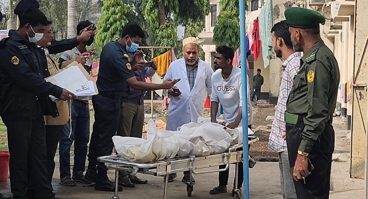 শরীয়তপুরে ৭ মাস হিমাগারে থাকার পর ভারতীয় নাগরিকের মরদেহ সৎকার