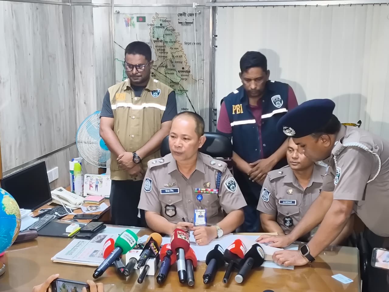 ফেনীতে প্রবাসীর স্ত্রী হত্যার রহস্য উদঘাটন, মূলহোতা আটক