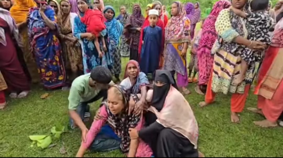শ্রীপুরে অটোরিকশা চালককে গলা কেটে হত্যা