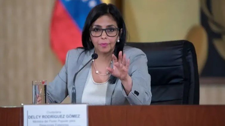 ভেনেজুয়েলায় অন্তর্বর্তীকালীন প্রেসিডেন্ট পদে ডেলসি রদ্রিগেজ