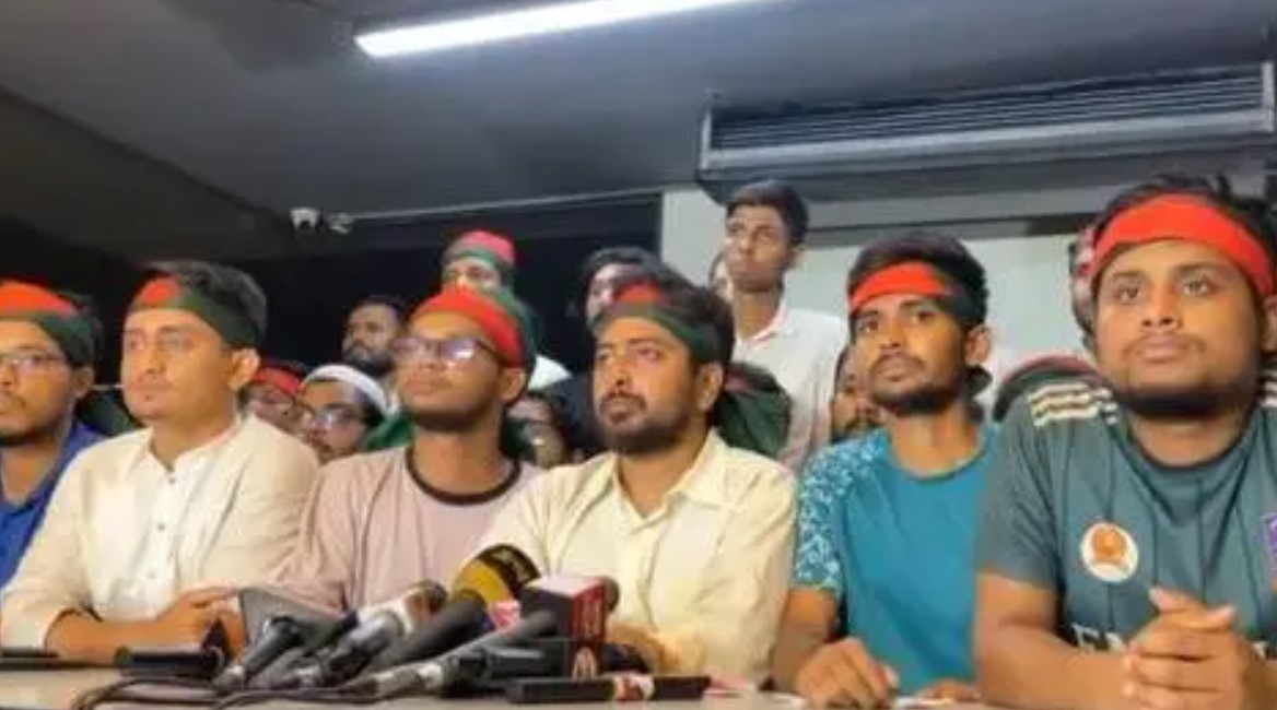 সরকারের রূপরেখা দিবো, অন্য কোন সরকার মানবো না- নাহিদ ইসলাম